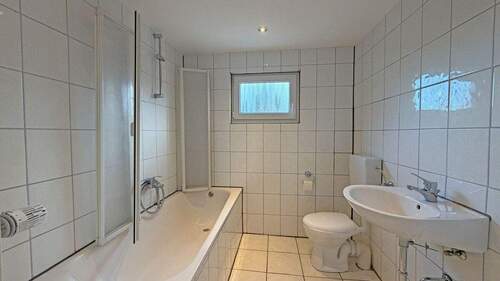 Badezimmer EG - 