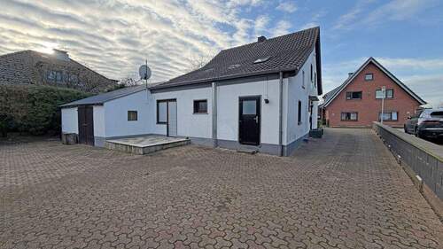 Rückansicht - 5 Zimmer Einfamilienhaus in Xanten