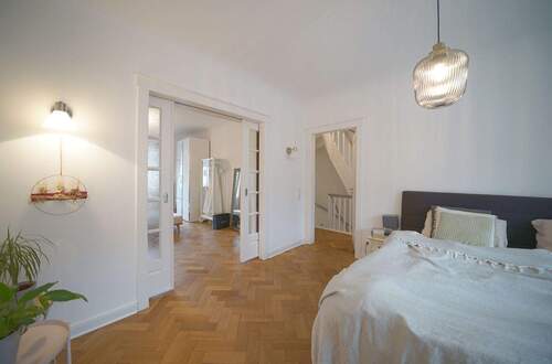 Schlafzimmer mit Ankleidezimmer - 