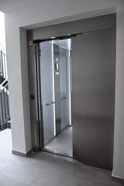 Teublitz HAUS A 23 Aufzug und Keller (3).JPG - 