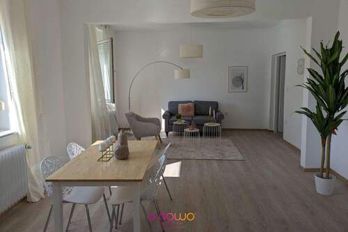 Wohnzimmer - Etagenwohnung mit 75,60 m&sup2; in Seelze zum Kaufen