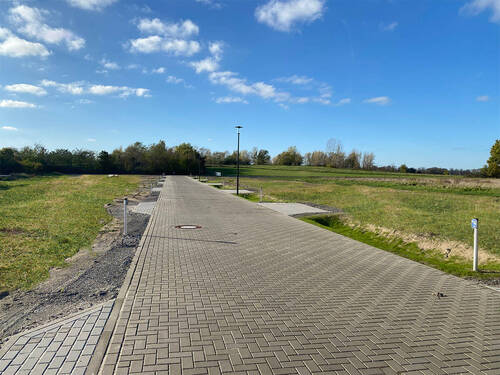 Straße_Pappeltor Kopie - Grundstück in Geltow