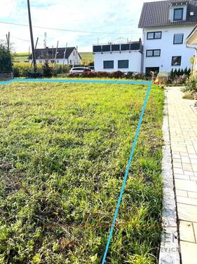 Sonniges Baugrundstück - Bauen Sie Ihre Zukunft! - Sonniges Baugrundstück bei Pfaffenhofen