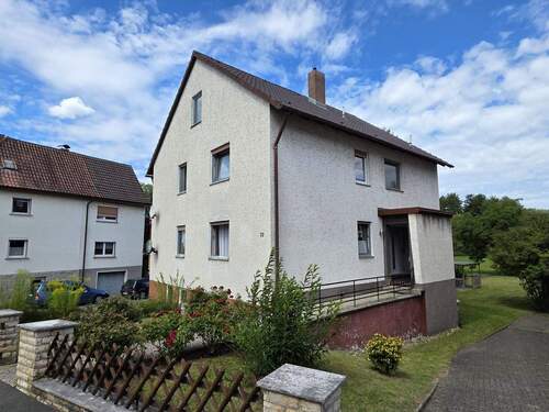 Ein stattliches Haus in ruhiger Lage - 