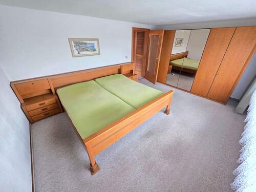 Großes Schlafzimmer OG - 