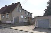 Stellplatz und Garage - 7 Zimmer Doppelhaushälfte zum Kaufen in Artern/Unstrut
