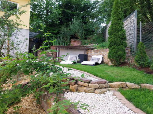 Oberer Gartenbereich - 