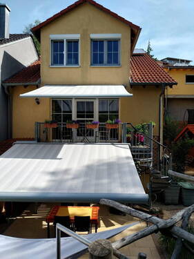 Südseite - 6 Zimmer Doppelhaushälfte in Ersingen