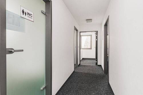 Bürogebäude - 