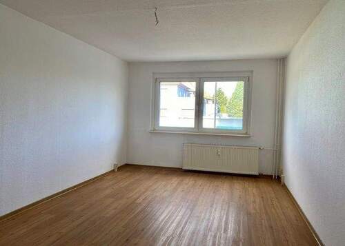 Wohnzimmer - Etagenwohnung mit 41,10 m&sup2; in Oschersleben zur Miete