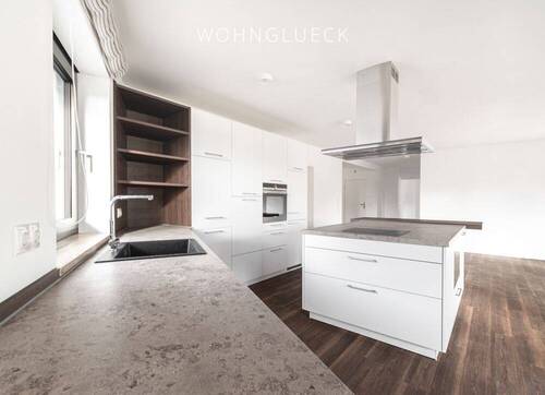 Wohnung im 1. OG - Mehrfamilienhaus, Wohnhaus mit 334,00 m&sup2; in Neusäß zum Kaufen
