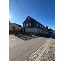 Sanierungsbedürftiges Fachwerkhaus im Ortskern von Weifa - Steinigtwolmsdorf