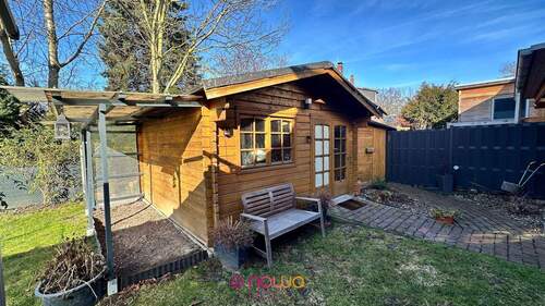Großes Holzgartenhaus - 