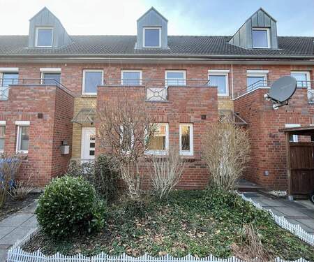 Frontansicht - Eine gute Gelegenheit! Renoviertes Mittelreihenhaus in familienfreundlicher Lage