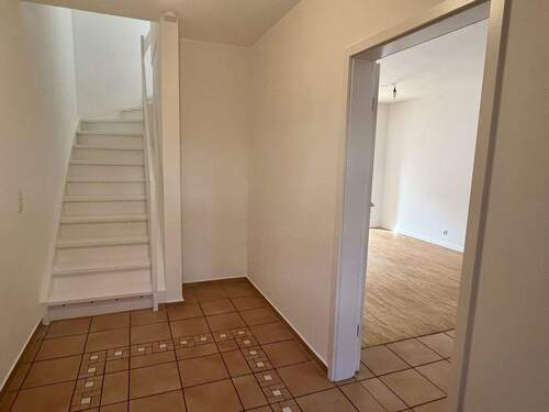 Eingangsbereich - 4 Zimmer Reihenmittelhaus zum Kaufen in Henstedt-Ulzburg