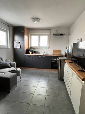Wohnküche - Nette Einliegerwohnung im UG einer Doppelhaushälfte in Vöhringen