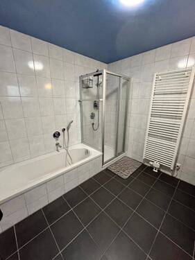 Bad - 2 Zimmer Etagenwohnung in Vöhringen