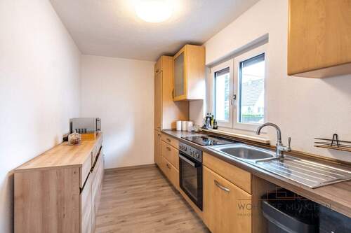 Küche_Haupthaus - 9 Zimmer Einfamilienhaus in München