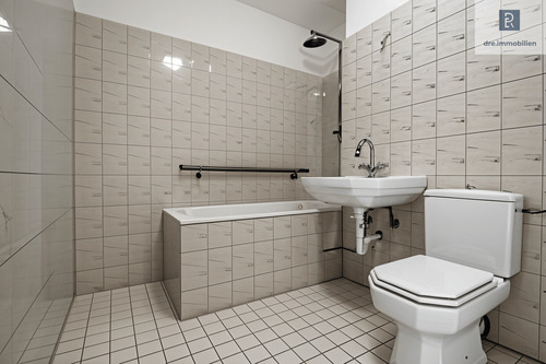 Badezimmer: Gestalten Sie Ihre persönliche Wellness-Oase - 