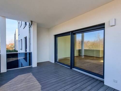 großer Balkon - 