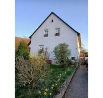 Freistehendes Einfamilienhaus mit großem Garten und viel Potential - Hargesheim