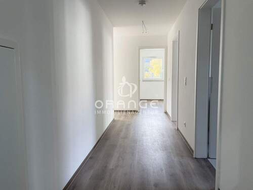 Kommen Sie bitte herein - 3 Zimmer Etagenwohnung in Berching