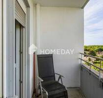 Zwei-Zimmer-Wohnung mit Loggia, Weitblick und Garage in Limburgerhof