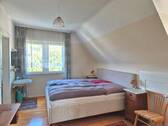 Schlafzimmer DG.jpg - 