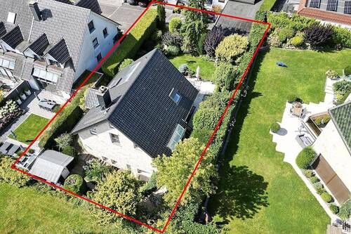 Vogelperspektive - 5 Zimmer Einfamilienhaus zum Kaufen in Bochum