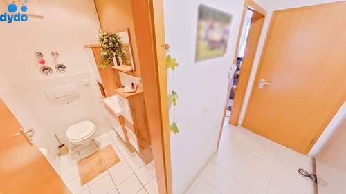 Eingangsbereich - 3 Zimmer Mehrfamilienhaus, Wohnhaus in Mühlenbecker Land