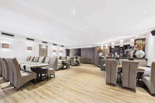 Gastrobereich - Mehrfamilienhaus, Wohnhaus mit 647,00 m&sup2; in Velen zum Kaufen