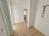 Flur - 2 Zimmer Etagenwohnung zum Kaufen in Stuhr