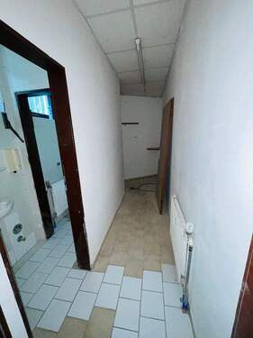 Sanitärbereich / Putzraum - 