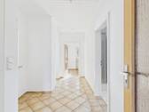 Flur EG - Einfamilienhaus mit 172,00 m&sup2; in Unterföhring zum Kaufen