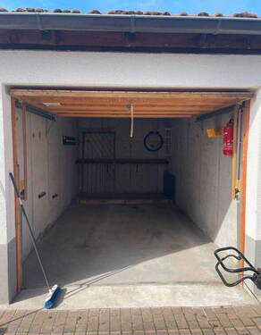 Garage - 