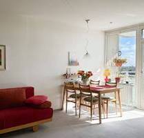 Helle 3-Zimmer-Penthouse-Wohnung über den Dächern Hamburgs