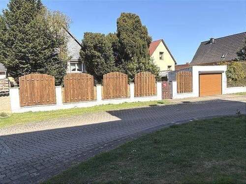 Garage - 