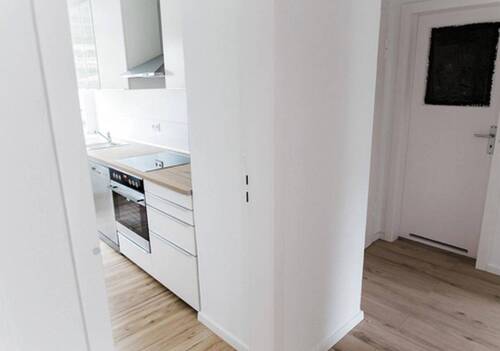 Flur-Küche - 3 Zimmer in Hannover-Mittelfeld