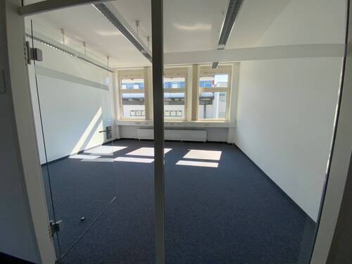 Bürobeispiel - 6 Zimmer Büro in Sindelfingen