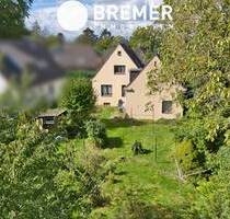 Baugrundstück mit zwei Bauplätzen für ein Doppelhaus und ein Einfamilienhaus - Hamburg Lurup