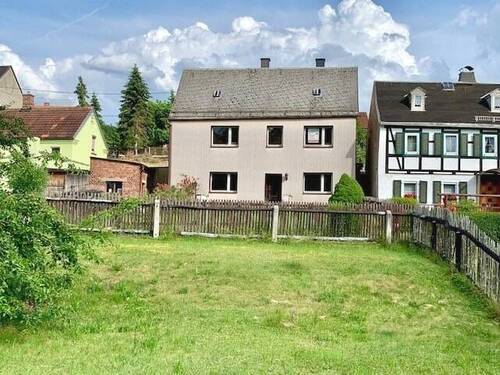 Hausansicht - 4 Zimmer Einfamilienhaus zum Kaufen in Heinsdorfergrund