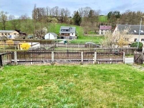 Garten / Grundstück vorn - 