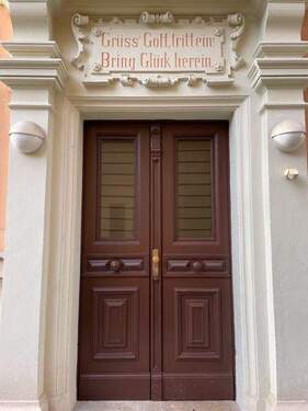 Repräsentativer Hauseingang - 3 Zimmer Büro zum Kaufen in Weimar