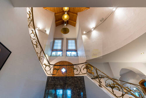 Imposanter Treppe - 