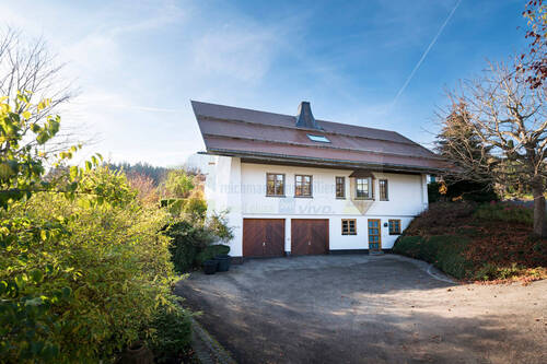 Stilvolles Landhaus in traumhafter Umgebung - Einfamilienhaus mit 286,00 m² in Wehingen zum Kaufen