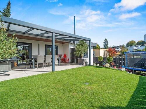 Große überdachte Terrasse - 5 Zimmer Bungalow zum Kaufen in Überlingen