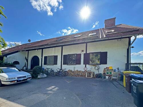 Hausansicht von Osten, Eingang Whg. 8 - 
