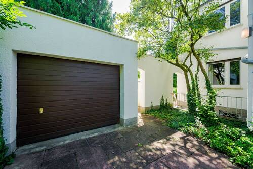 Garage - 