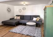 Wohn/Schlafzimmer EG - 2 Zimmer Doppelhaushälfte in Schmitten Oberreifenberg