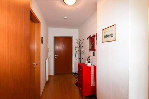 Flur - 3 Zimmer Etagenwohnung in Dresden